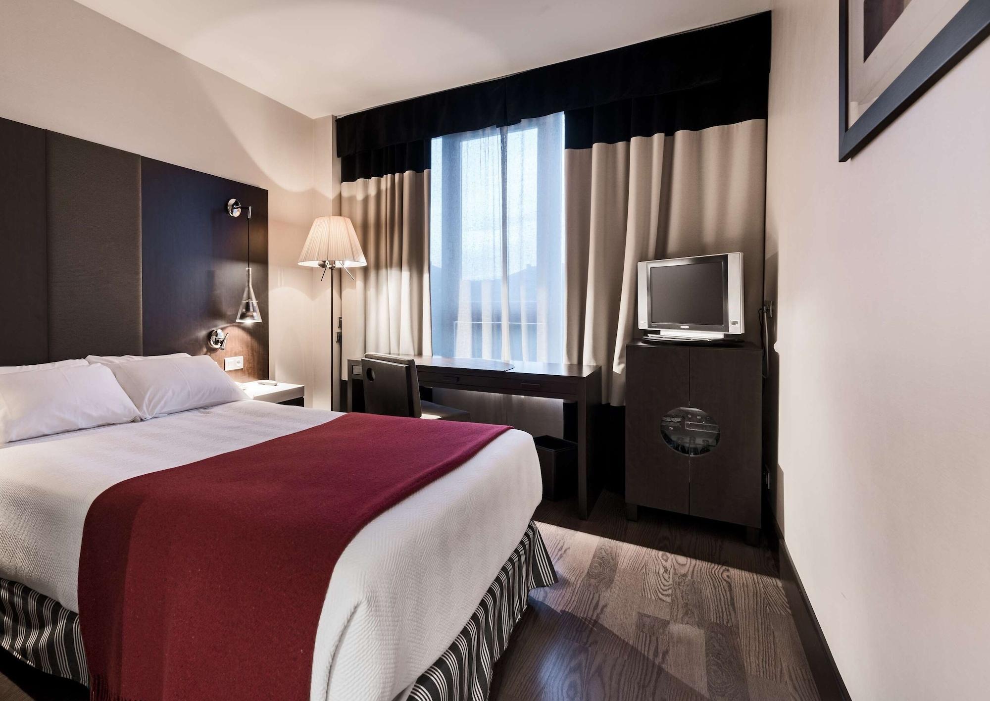 Nh Valladolid Balago Exterior photo